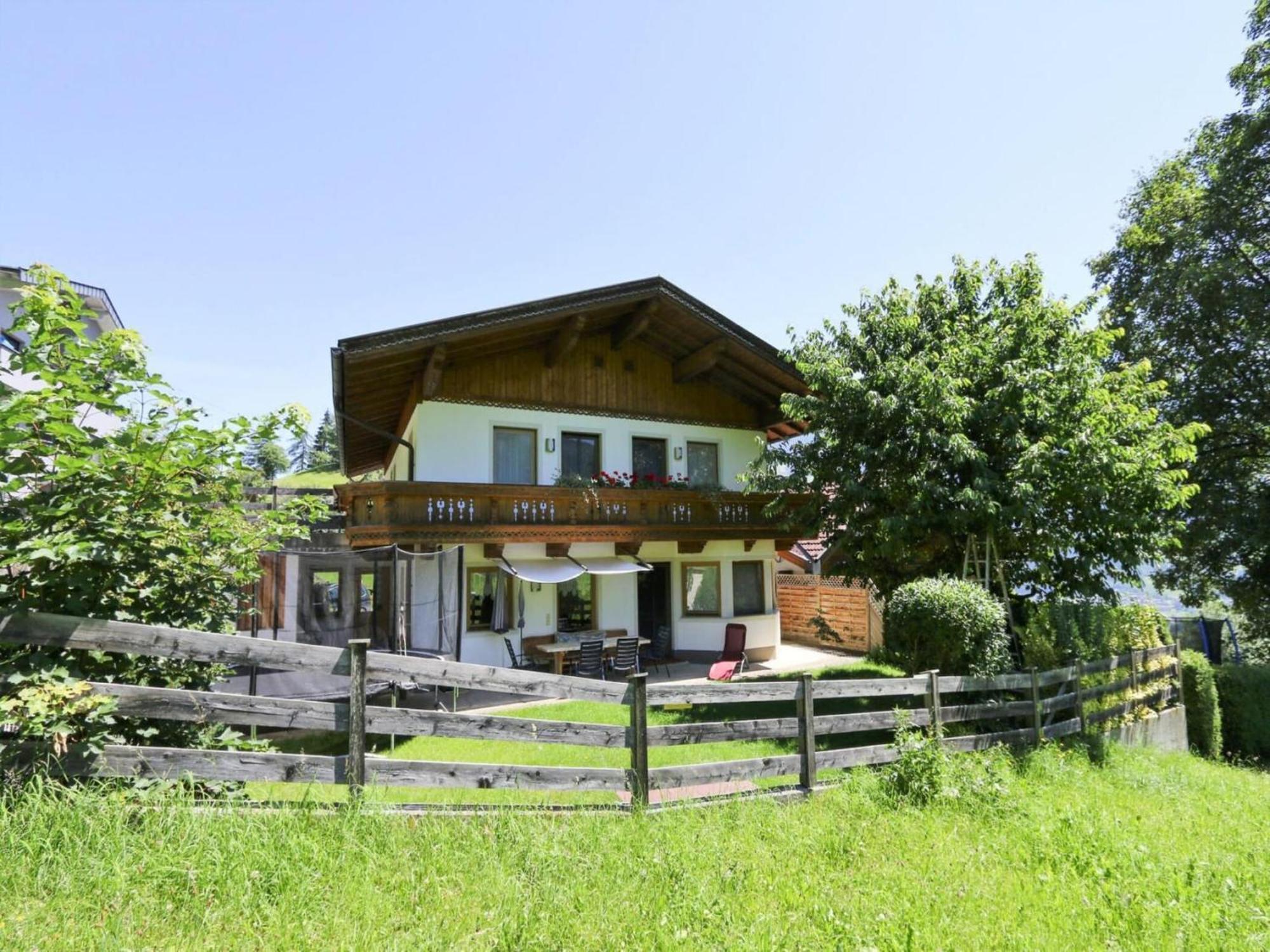 Emberger, Fügen